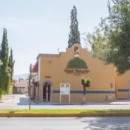 Hotel Huizache Салтильо Екстериор снимка