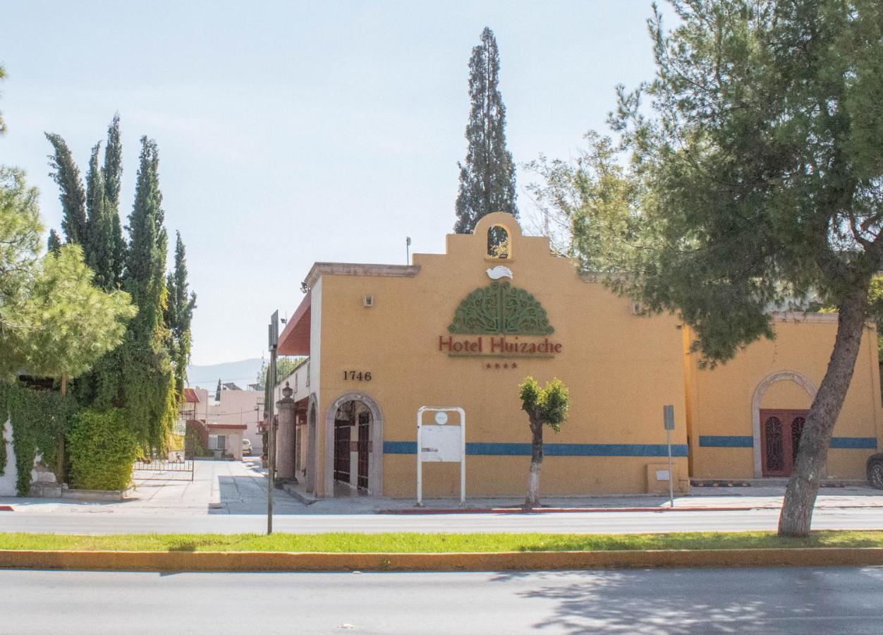 Hotel Huizache Салтильо Екстериор снимка